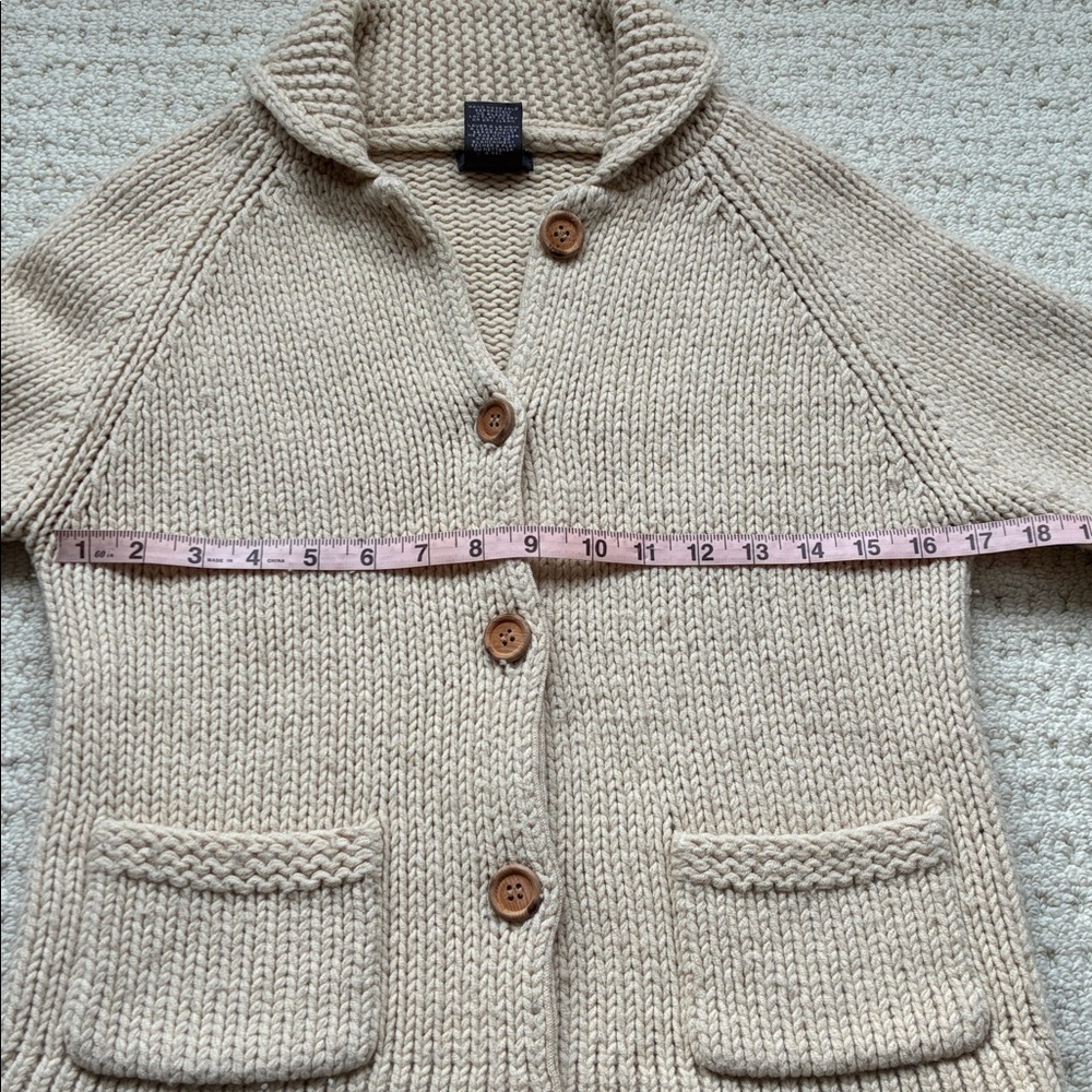 Roots Women's Vintage Beige Wool Blend Knit Cardigan Sweater Medium Fits Small - Picture 8 of 10